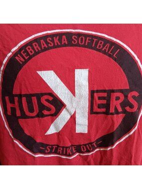 Vintage T-shirt Nebraska Huskers Large Big Red Softball Y2K 2 Sided Crackle
